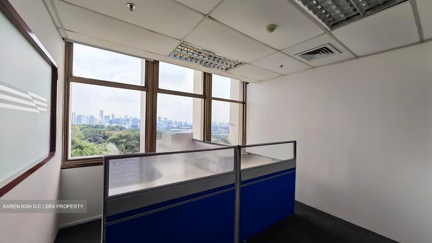 Peninsula Plaza (D6), Office #566771201